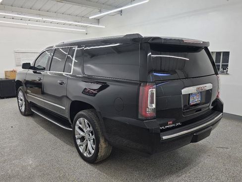 Used 2020 GMC Yukon XL Denali RWD image 4