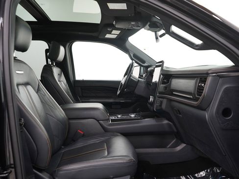 Used 2023 Ford Expedition Max Platinum AWD/4WD image 15