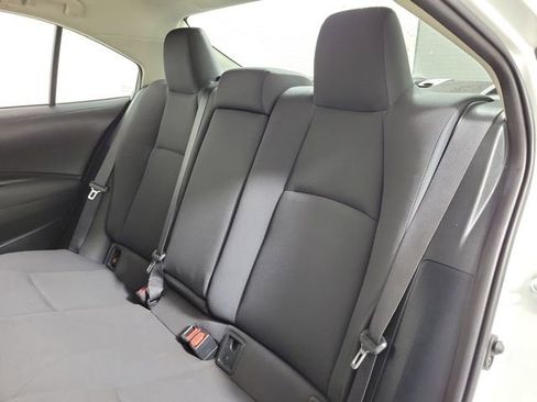 Used 2021 Toyota Corolla LE FWD image 13