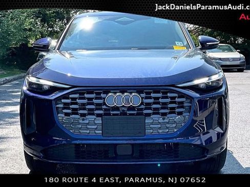 Used 2025 Audi Q5 Premium AWD/4WD image 3