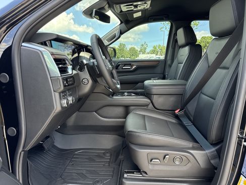 New 2026 GMC Yukon Denali AWD/4WD image 16