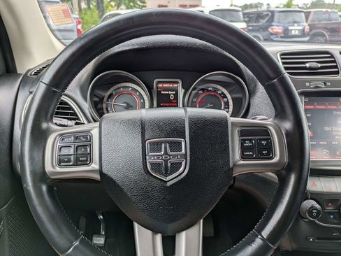 Used 2019 Dodge Journey Crossroad FWD image 24