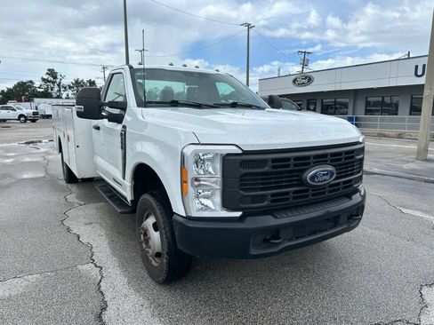 Used 2023 Ford F350 XL AWD/4WD image 6