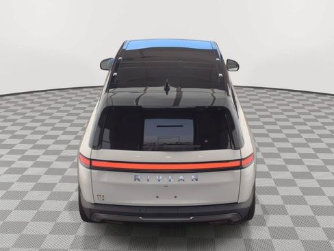 Used 2023 Rivian R1S Adventure AWD/4WD image 15