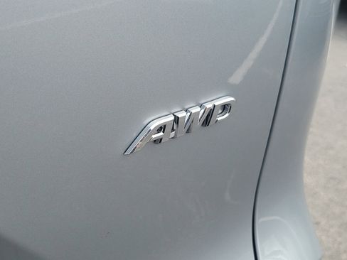 New 2026 Toyota Corolla Cross L image 9