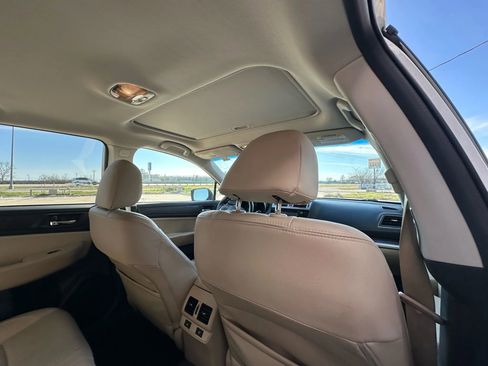 Used 2017 Subaru Outback 2.5i Limited image 15