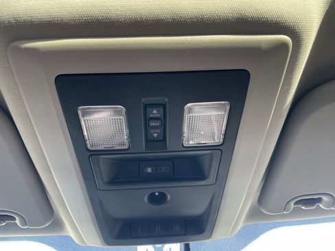 Used 2009 Dodge Ram 1500 Truck Laramie image 23