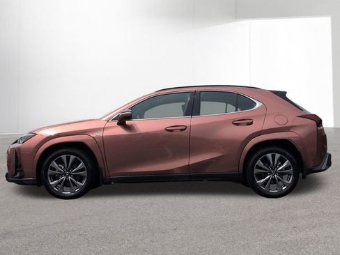 Used 2025 Lexus UX 300h FWD image 9
