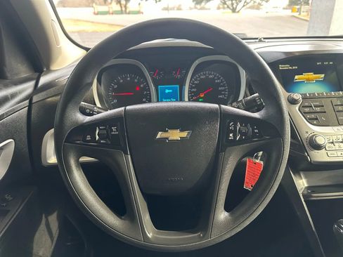 Used 2016 Chevrolet Equinox LS FWD image 10