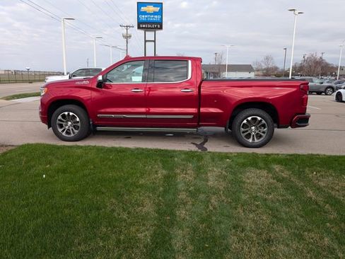 Certified 2022 Chevrolet Silverado 1500 High Country w/ Z71 Off-Road Package image 10