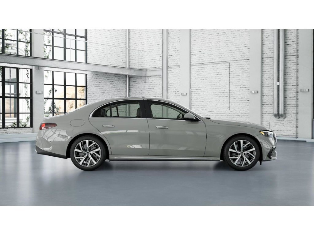 New 2027 Mercedes-Benz E 450 4MATIC Sedan image 2
