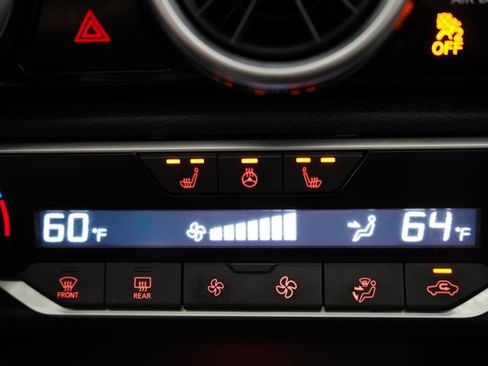 Used 2023 Nissan Sentra SR w/ SR Premium Package FWD image 31