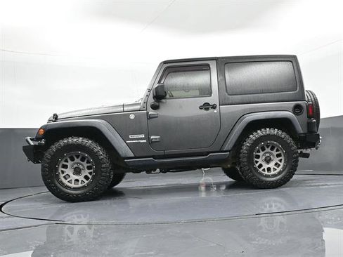 Used 2018 Jeep Wrangler Sport AWD/4WD image 30