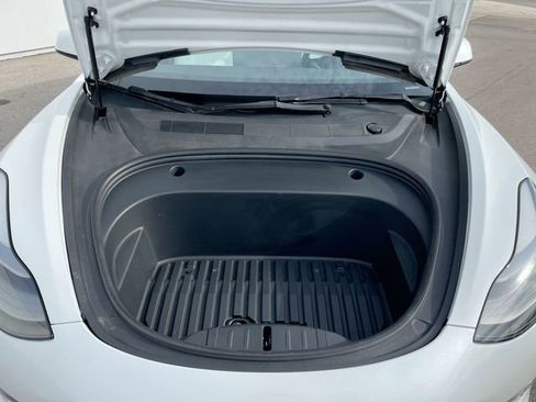 Used 2021 Tesla Model 3 Long Range image 18