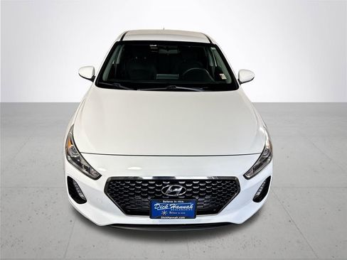 Used 2018 Hyundai Elantra GT image 3