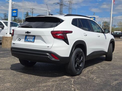 New 2026 Chevrolet Trax LT w/ Driver Confidence Package FWD image 12