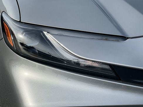New 2026 Toyota Camry SE FWD image 23