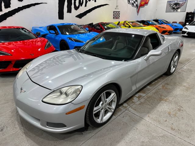 Used 2009 Chevrolet Corvette Coupe w/ Preferred Equipment Group RWD image 17