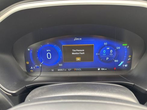 Used 2020 Ford Escape SE Sport image 14