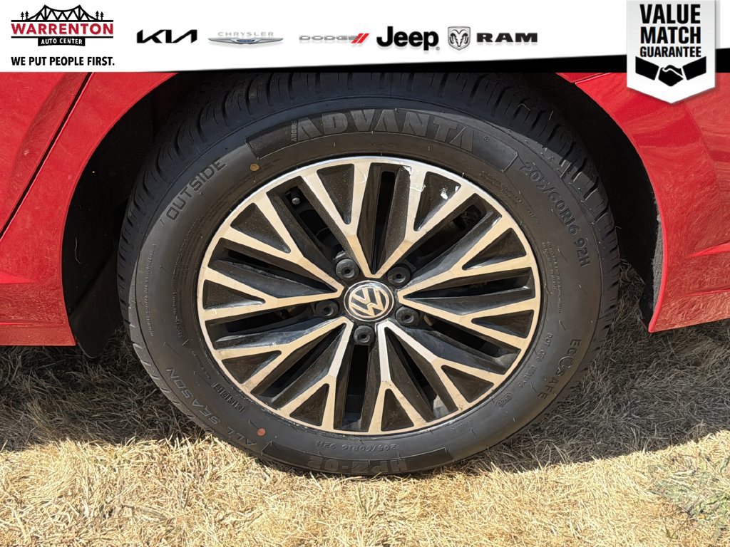 Used 2019 Volkswagen Jetta SEL FWD image 28