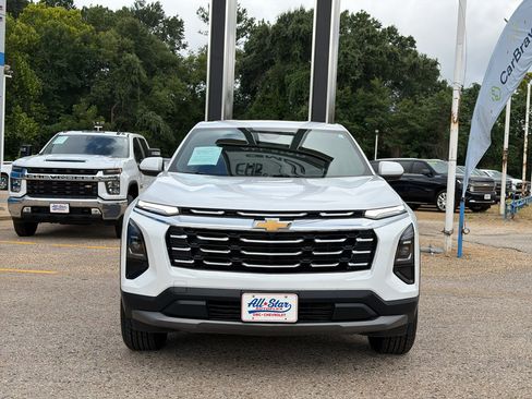 Certified 2026 Chevrolet Equinox LT FWD image 12