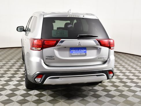 Used 2019 Mitsubishi Outlander SEL AWD/4WD image 7