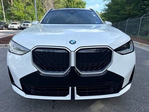 Used 2025 BMW X3 xDrive30i w/ M Sport Package AWD/4WD image 2