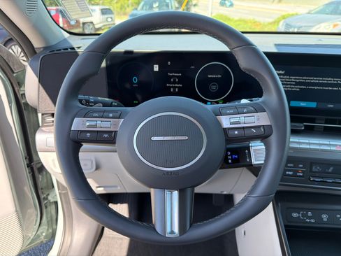 Used 2024 Hyundai Kona SEL FWD image 23