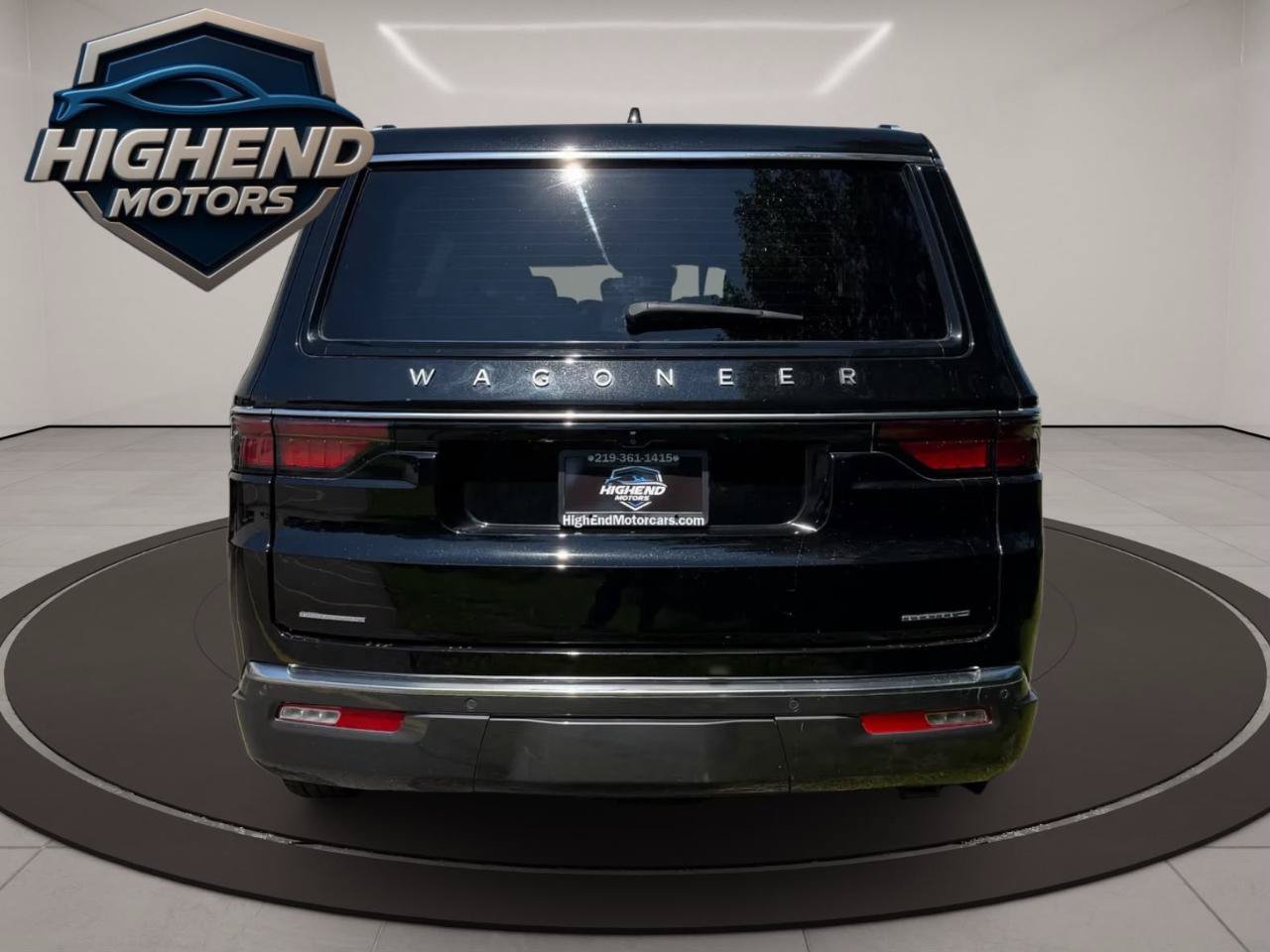 Used 2022 Jeep Wagoneer Series III w/ Premium Group I AWD/4WD image 5