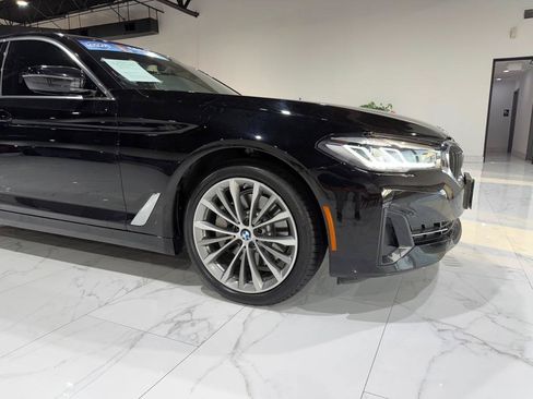 Used 2023 BMW 530i w/ Convenience Package RWD image 9