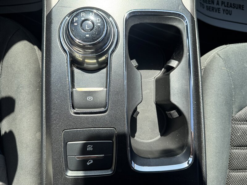 Used 2019 Ford Fusion SE FWD image 47