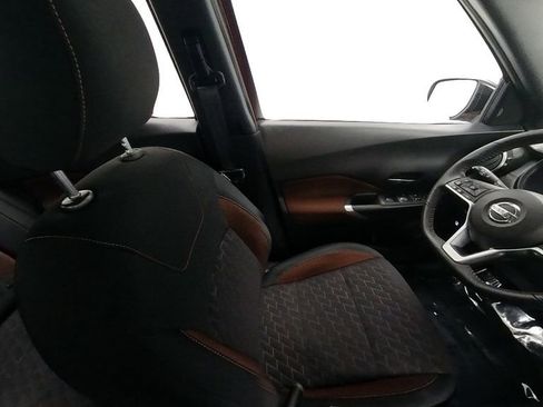 Certified 2021 Nissan Kicks SR w/ Interior Electronics Package image 29