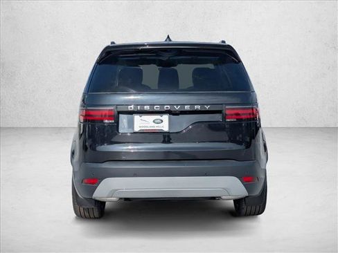 New 2026 Land Rover Discovery S AWD/4WD image 8