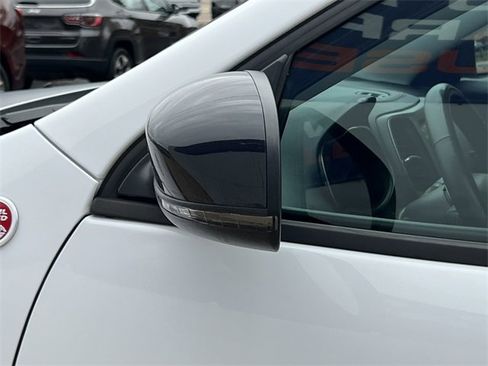 Used 2022 Jeep Cherokee Trailhawk image 39