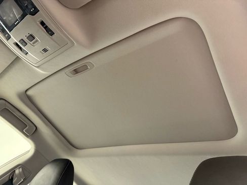 Used 2017 Lexus ES 350 w/ Luxury Package image 17