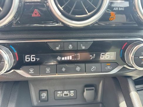 Used 2025 Nissan Sentra SV w/ All-Weather Package FWD image 23