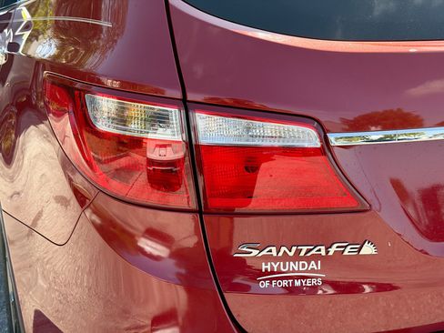 Used 2014 Hyundai Santa Fe GLS image 10