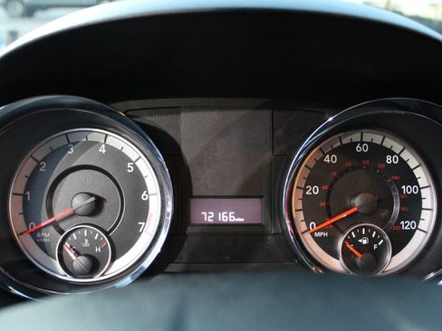 Used 2019 Dodge Grand Caravan SE FWD image 15
