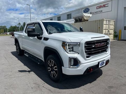 Used 2021 GMC Sierra 1500 AT4 w/ Technology Package AWD/4WD image 7