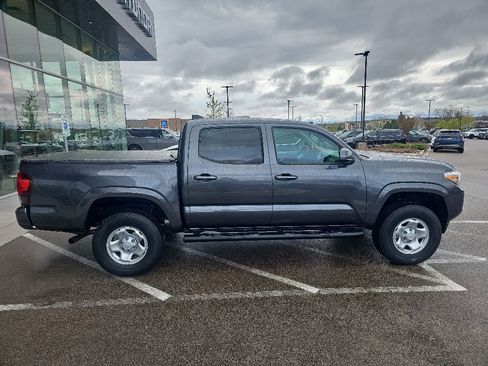 Used 2021 Toyota Tacoma SR AWD/4WD image 6