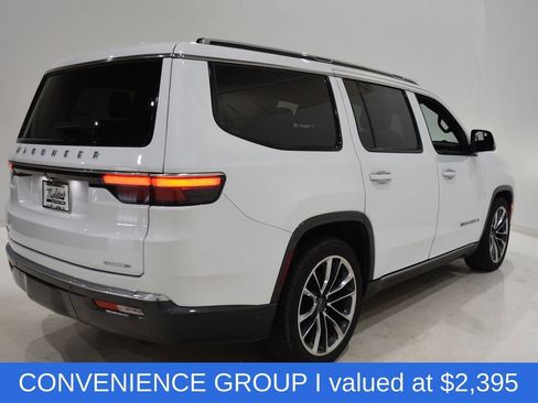 Used 2022 Jeep Wagoneer Series III w/ Premium Group I AWD/4WD image 4