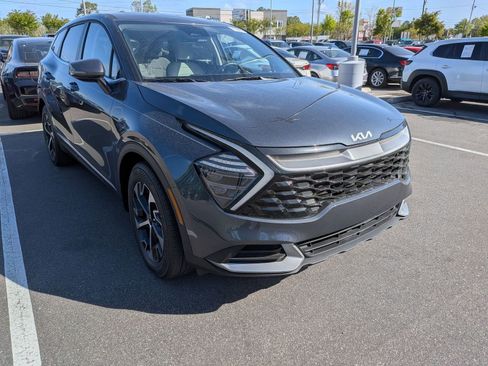Used 2024 Kia Sportage EX image 1
