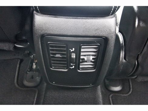 Used 2021 Dodge Durango SXT image 15