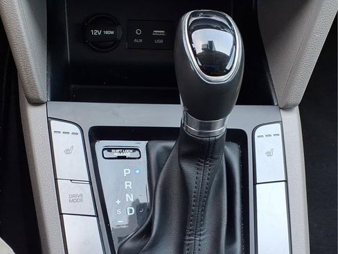 Used 2019 Hyundai Elantra Value Edition image 16