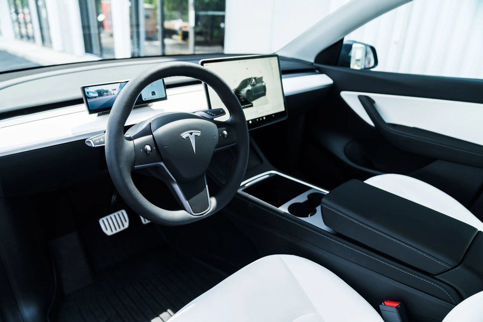 Used 2022 Tesla Model Y Performance AWD/4WD image 13