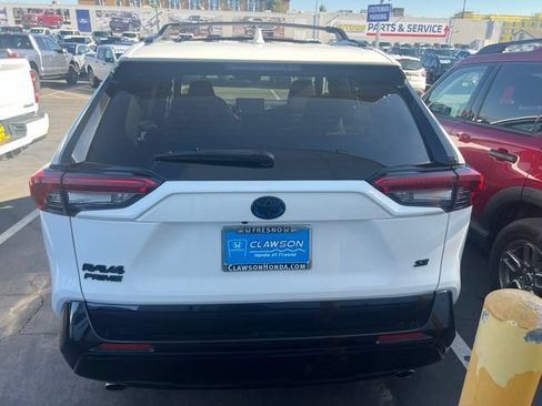 Used 2021 Toyota RAV4 SE w/ Weather & Moonroof Package AWD/4WD image 14