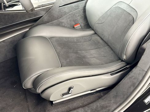 Certified 2025 Ferrari Purosangue image 17