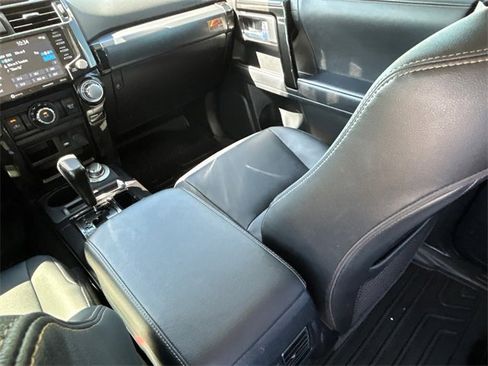 Used 2023 Toyota 4Runner 40th Anniversary SE image 13