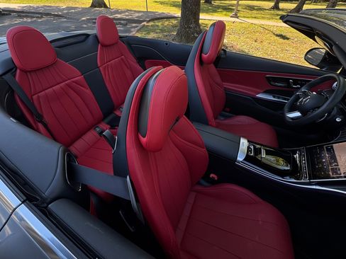 Used 2024 Mercedes-Benz CLE 450 4MATIC Cabriolet image 56