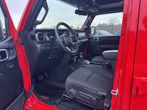 Used 2021 Jeep Wrangler Unlimited Sport image 14